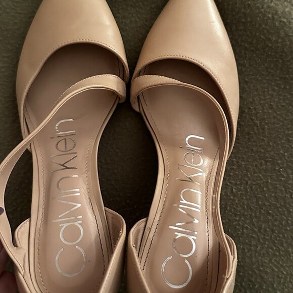 Calvin Klein Gilesa women’s tan Heels - Picture 4 of 9